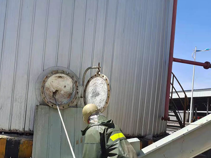 甲醛罐清理施工现场