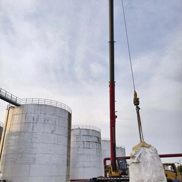 甲醛罐废渣清理